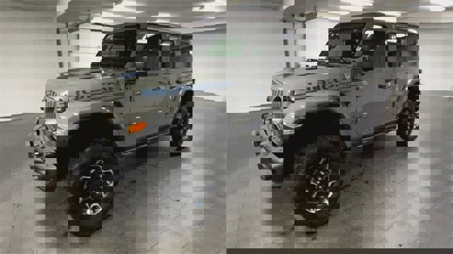 Used 2023 Jeep Wrangler Unlimited Rubicon 4xe w/ Steel Bumper Group image 4