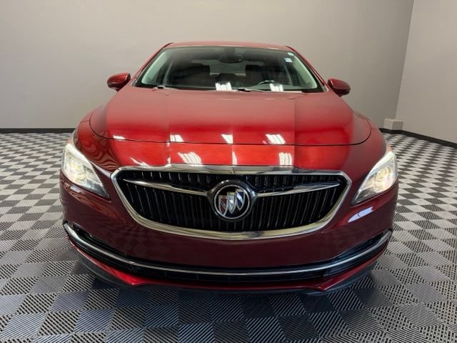 Used 2017 Buick LaCrosse Essence FWD image 4