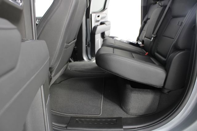 New 2026 GMC Sierra 1500 SLT image 19