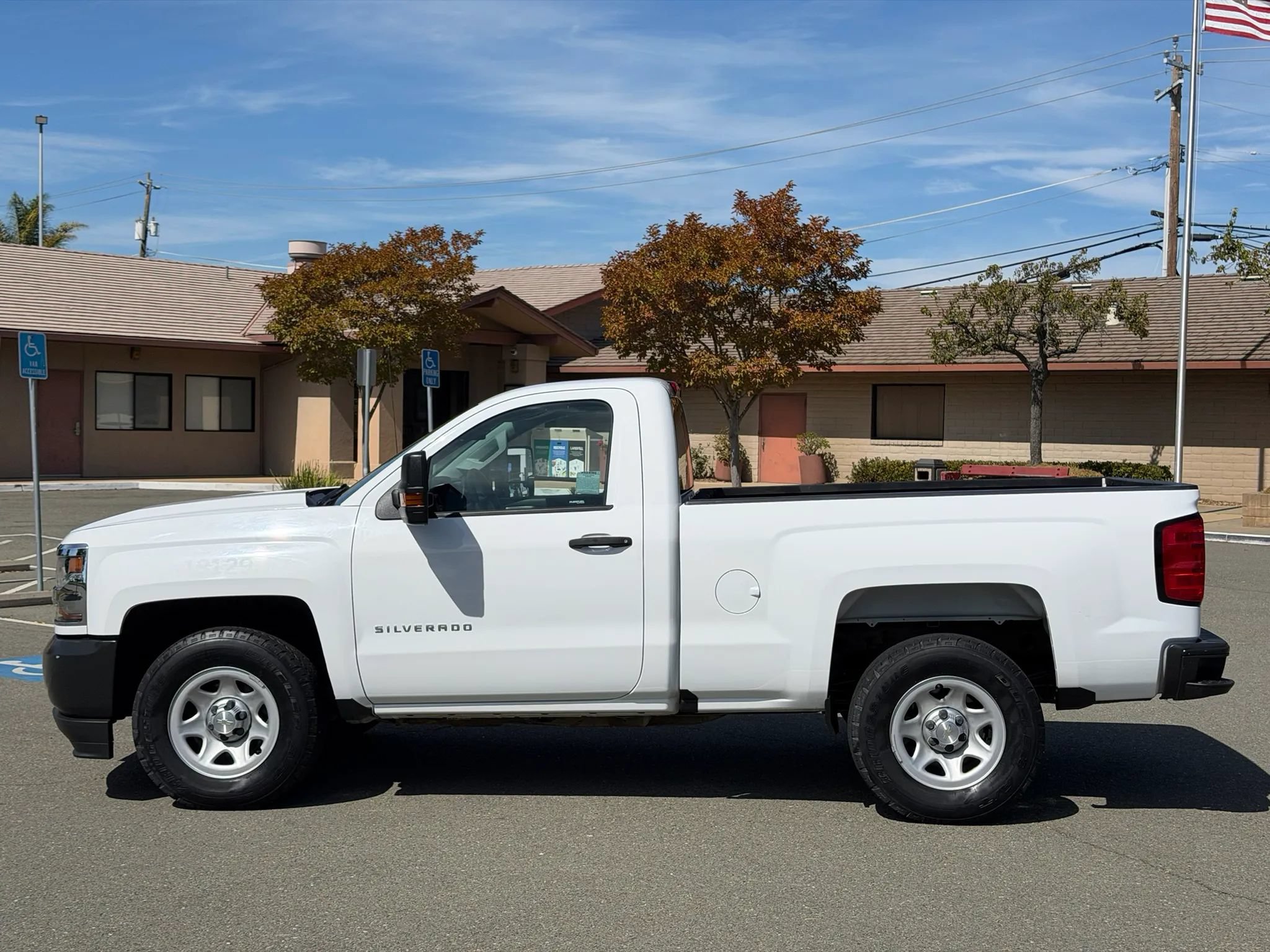 Used 2018 Chevrolet Silverado 1500 W/T w/ WT Fleet Convenience Package RWD image 8