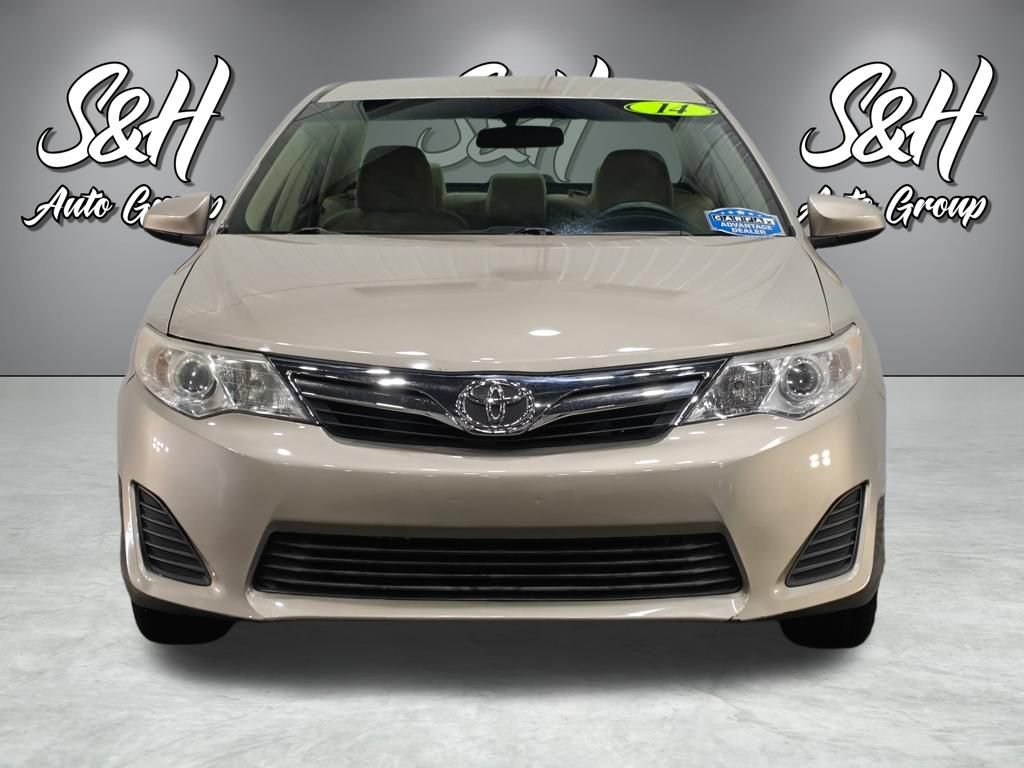 Used 2014 Toyota Camry LE FWD image 17