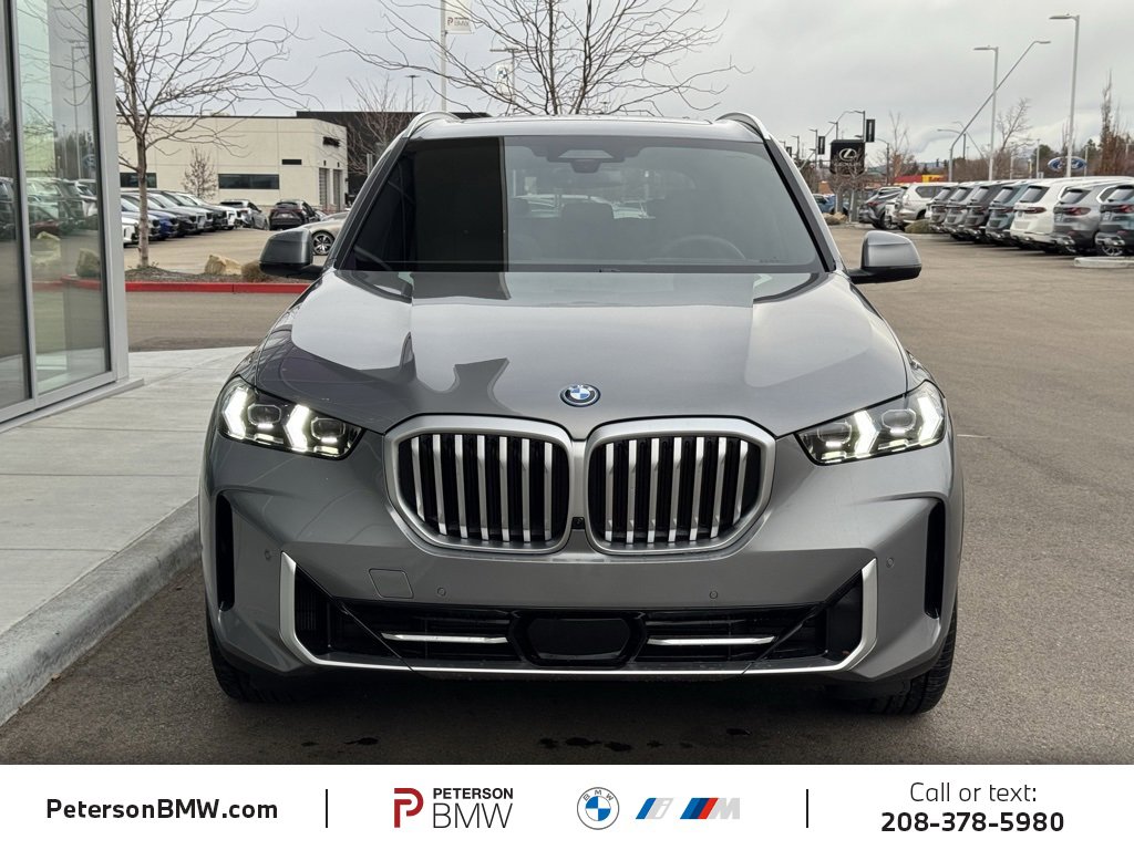 New 2026 BMW X5 xDrive50e image 10