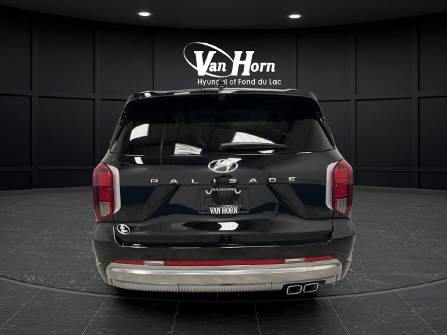 Used 2025 Hyundai Palisade Calligraphy FWD image 6