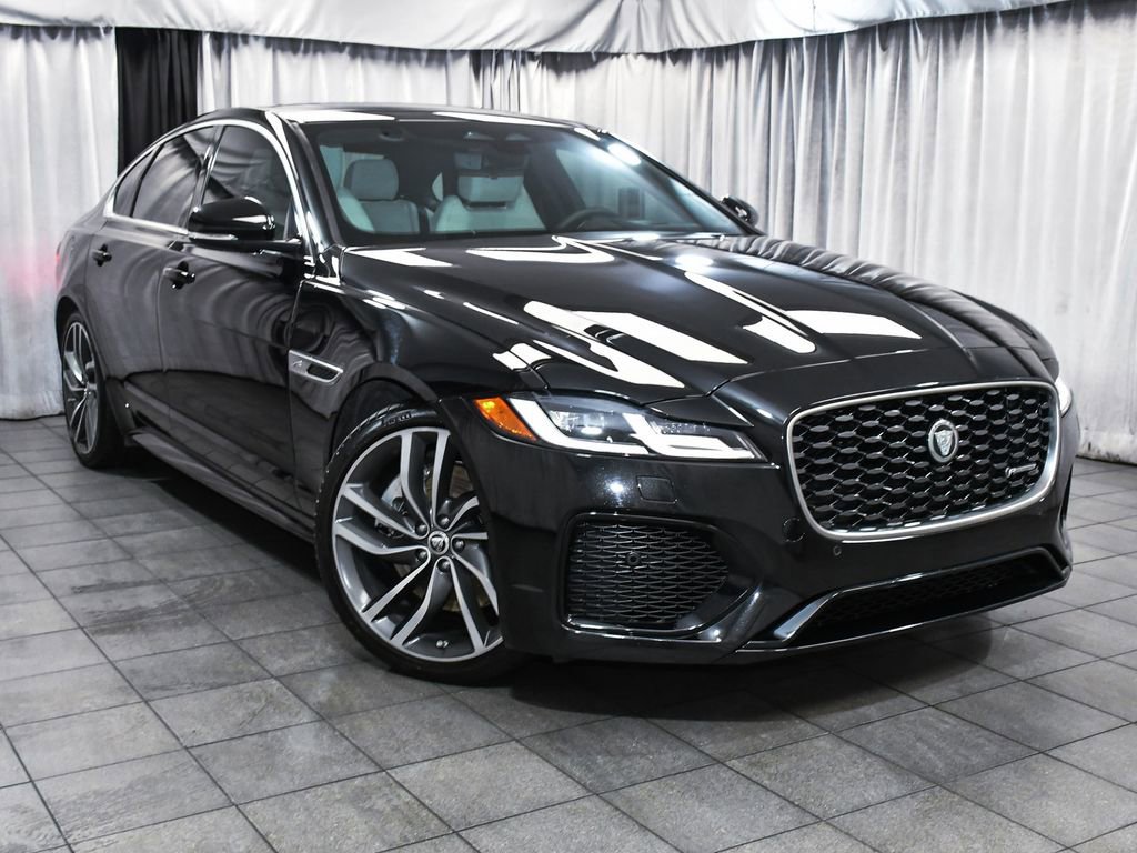 Used 2024 Jaguar XF R-Dynamic SE image 3