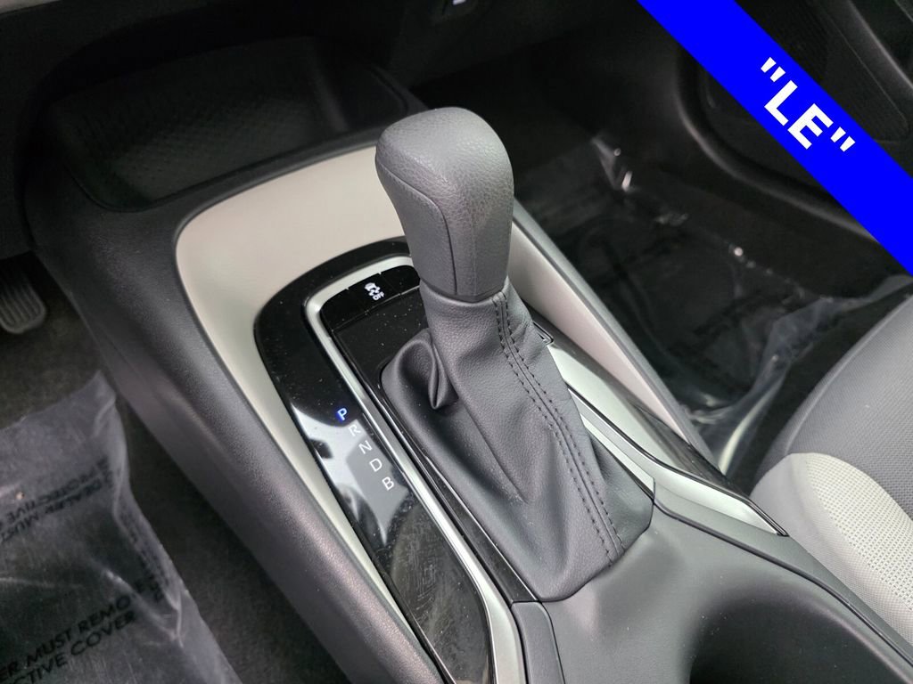 Used 2025 Toyota Corolla LE image 21