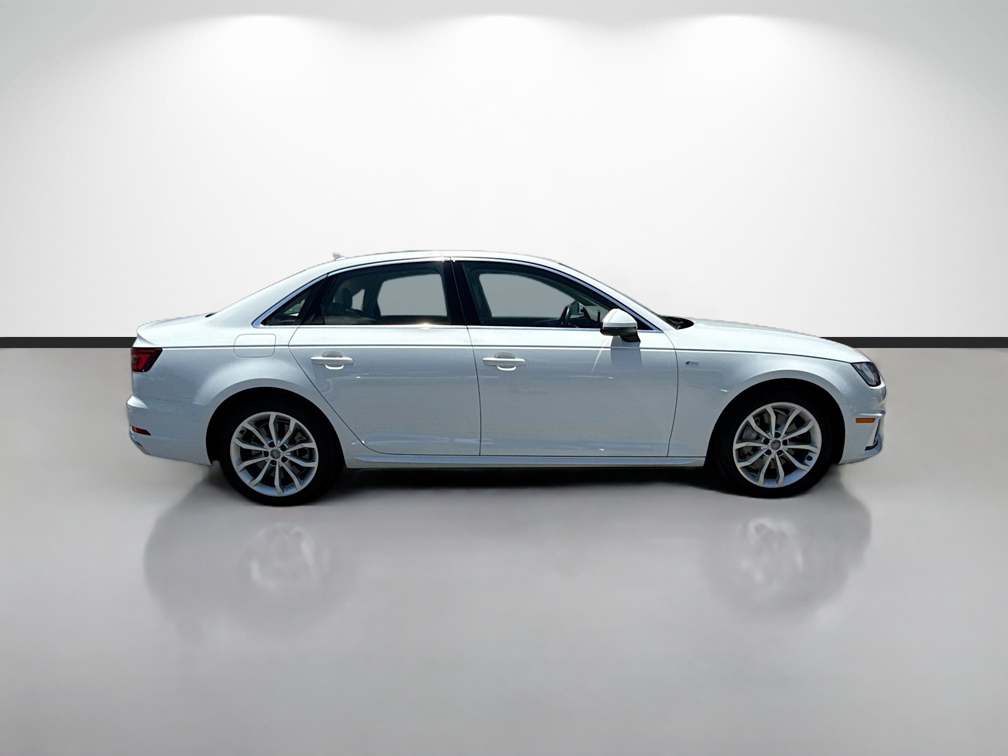 Used 2019 Audi A4 2.0T Premium w/ Convenience Package AWD/4WD image 2