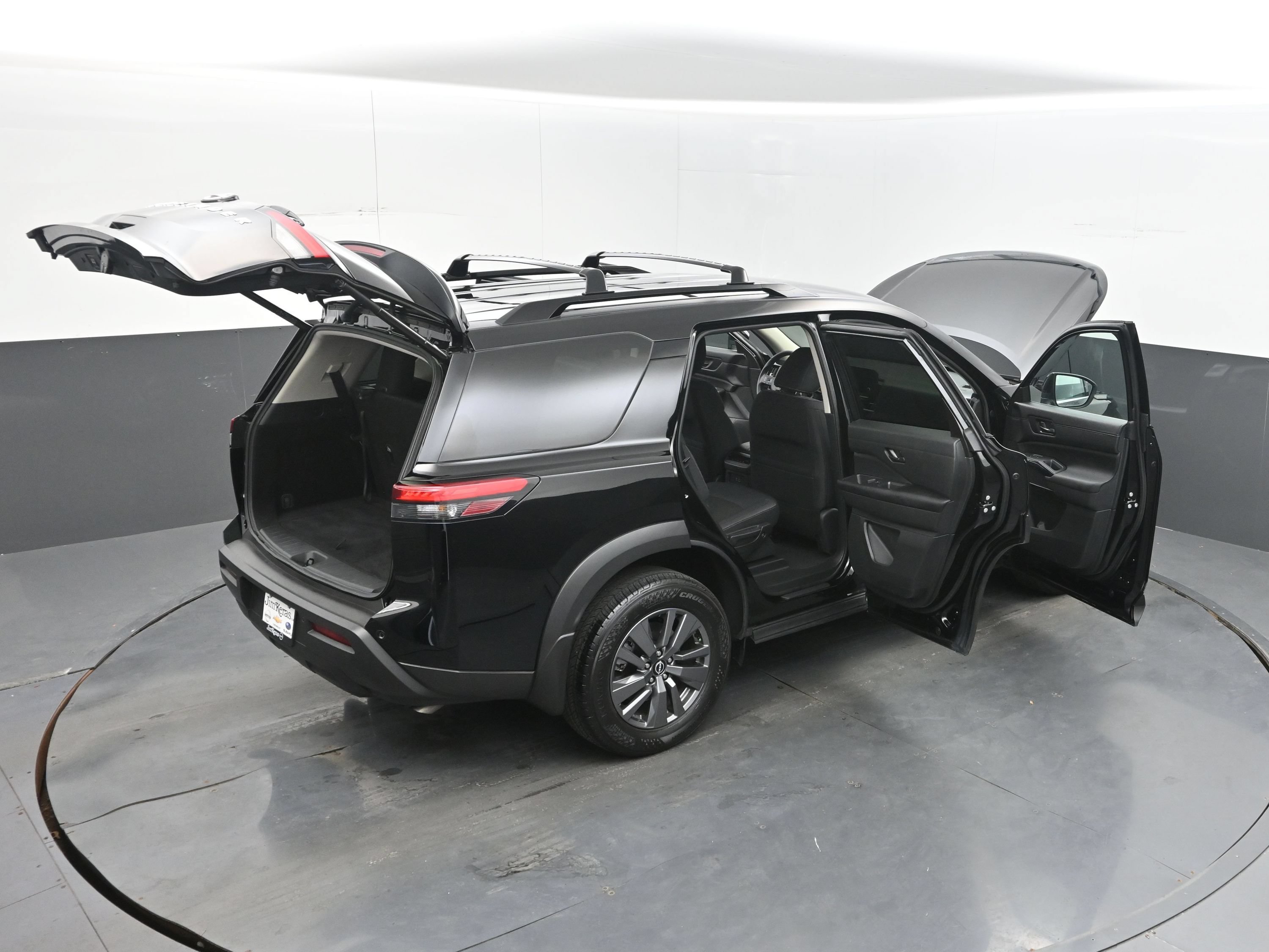Used 2025 Nissan Pathfinder SV FWD image 44