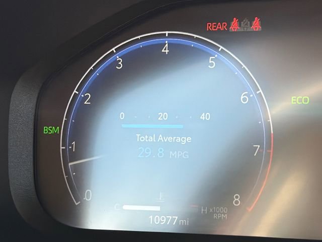 Used 2024 Toyota RAV4 Limited image 34