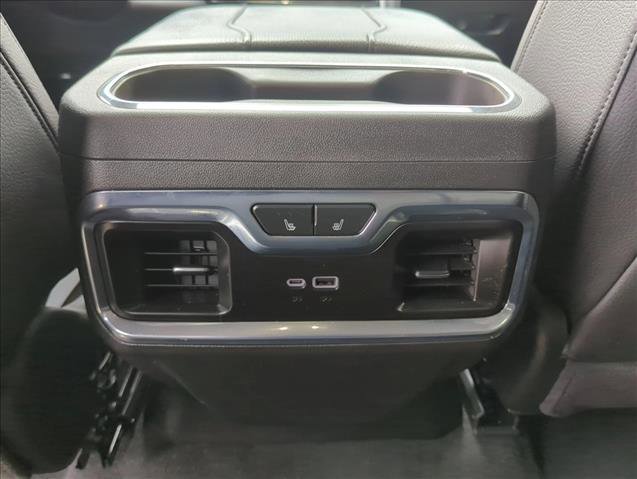 Used 2025 GMC Sierra 1500 Denali w/ Denali Reserve Package AWD/4WD image 16