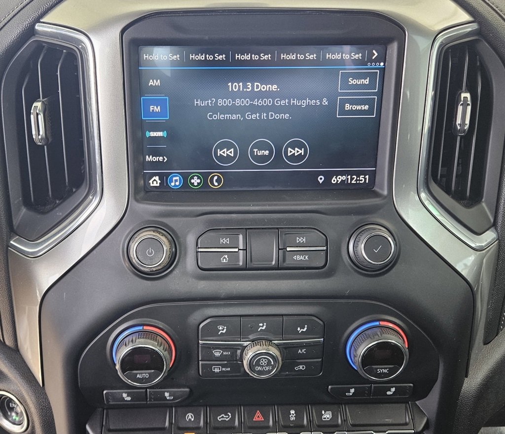 Used 2021 Chevrolet Silverado 1500 LT image 24