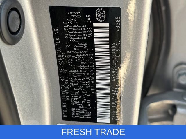 Used 2025 Toyota Camry LE image 28