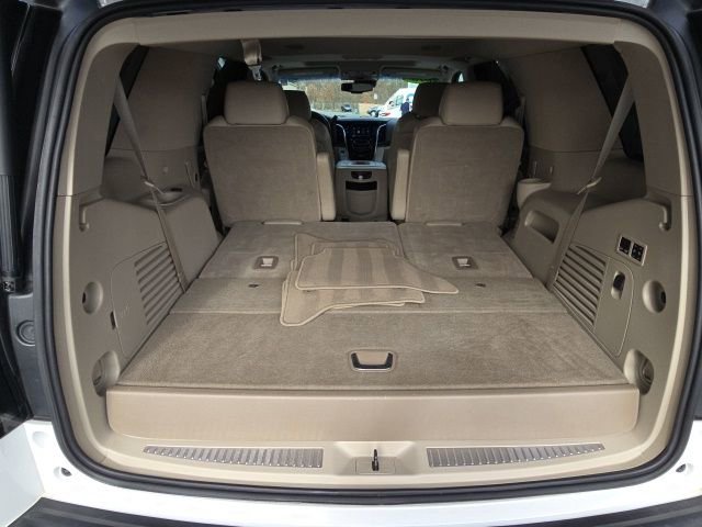 Used 2016 Cadillac Escalade Luxury image 9