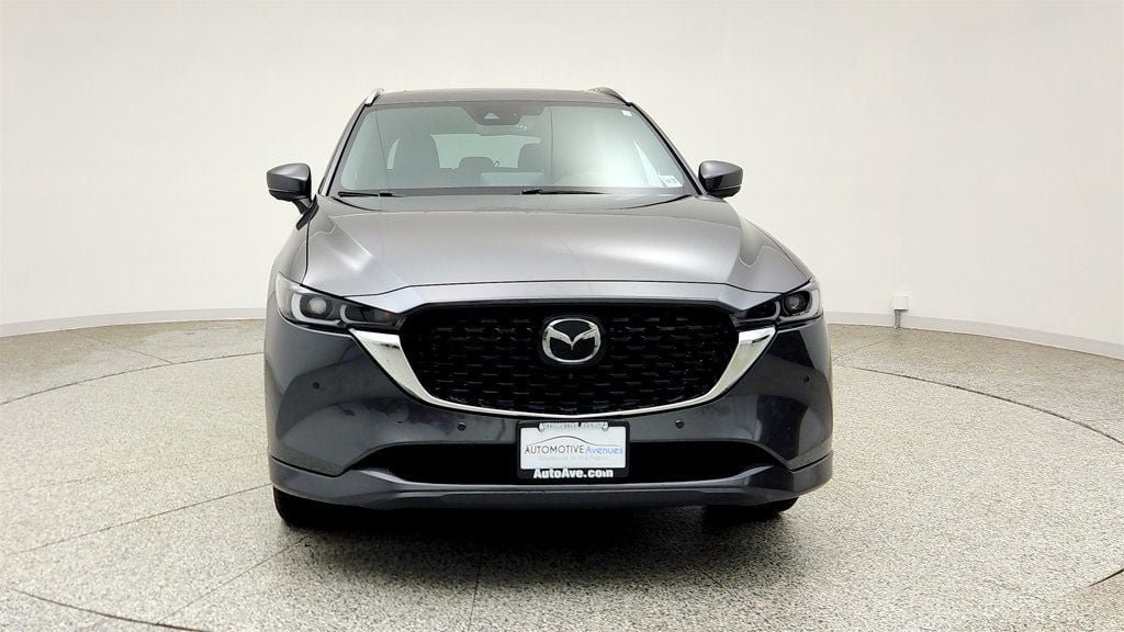 Used 2023 MAZDA CX-5 Signature AWD/4WD image 2