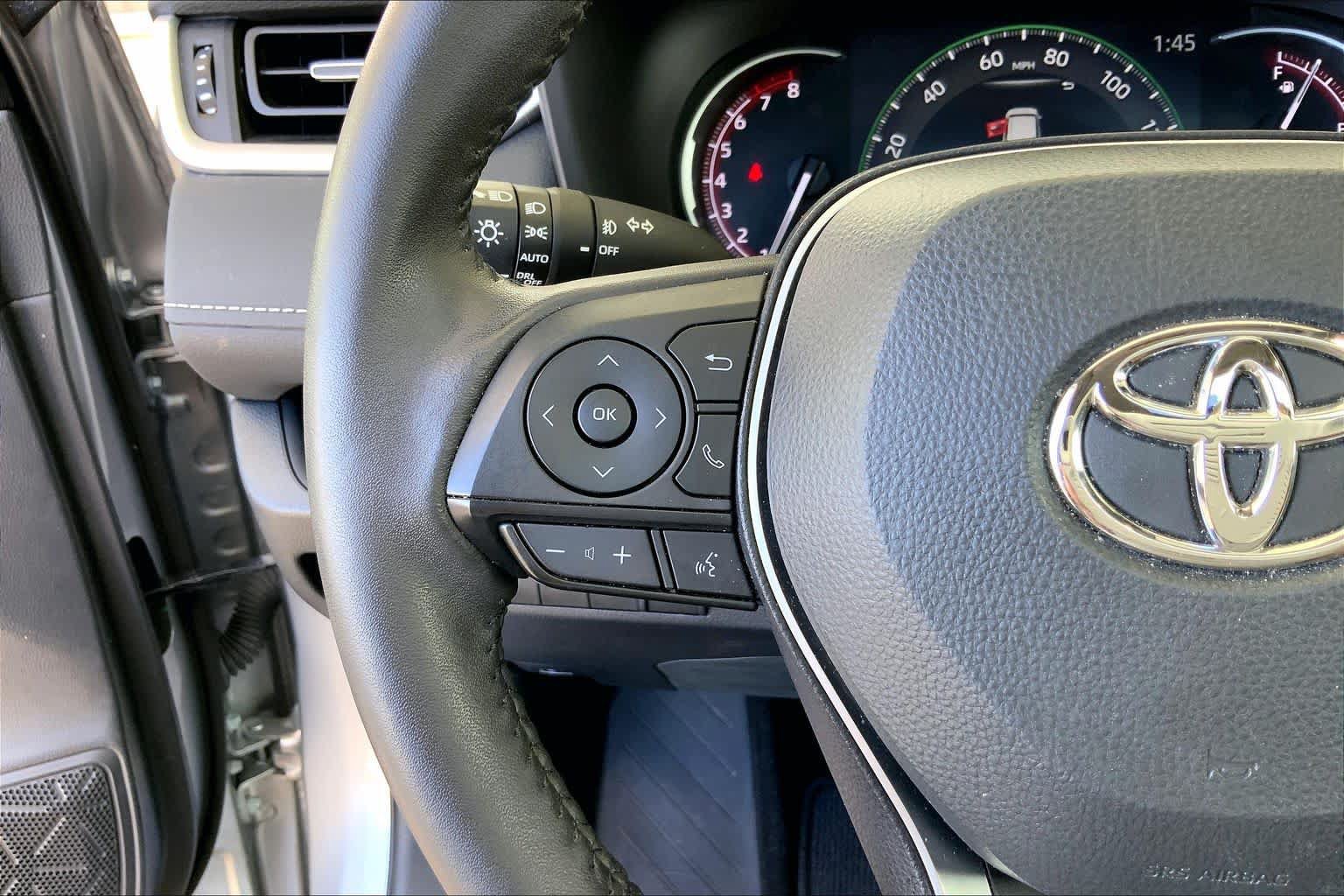 Used 2023 Toyota RAV4 XLE Premium FWD image 24