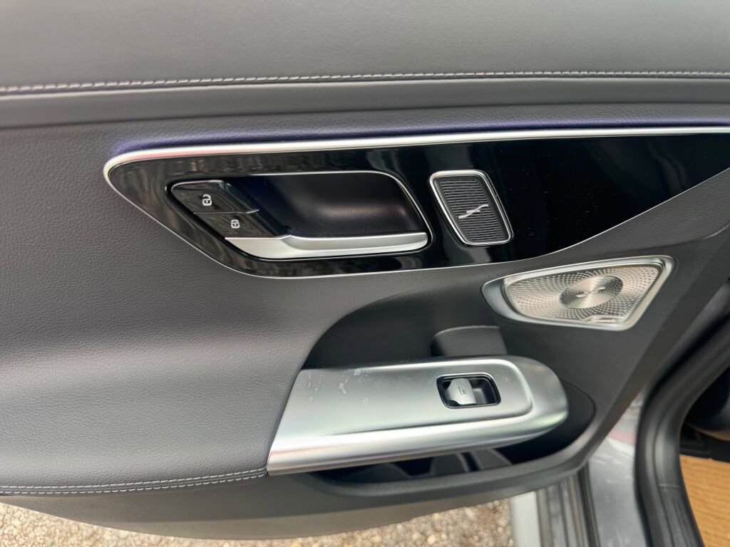 New 2026 Mercedes-Benz C 300 4MATIC Sedan image 16