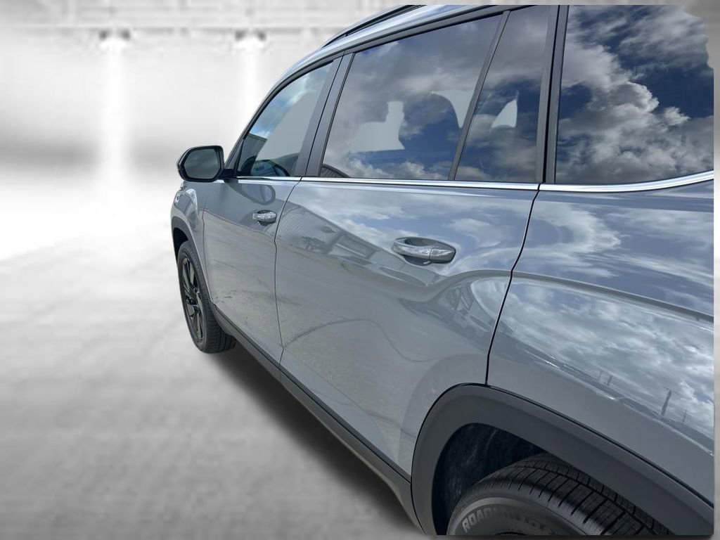 New 2026 Volkswagen Atlas SE FWD image 28