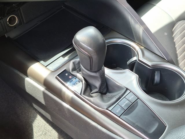 Used 2024 Toyota Camry SE w/ Convenience Package FWD image 21