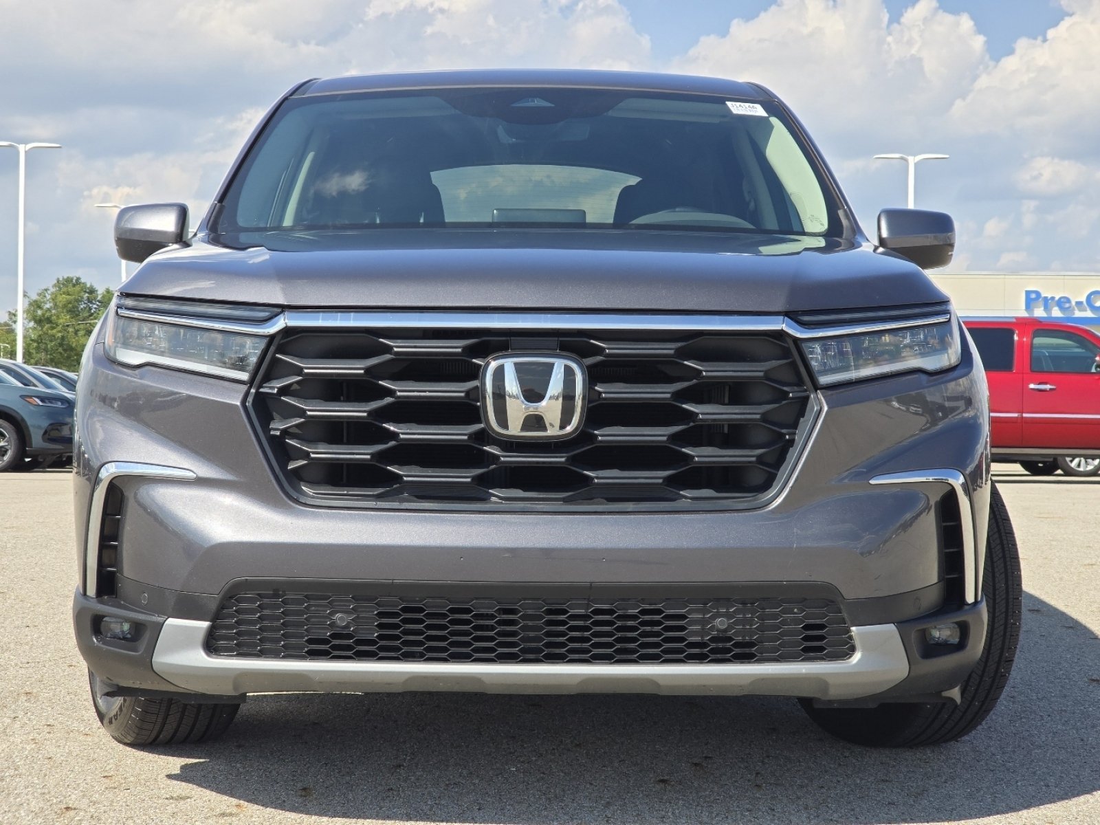 Used 2025 Honda Pilot EX-L image 11