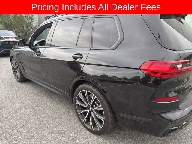 Used 2020 BMW X7 M50i w/ Dynamic Handling Package AWD/4WD image 15