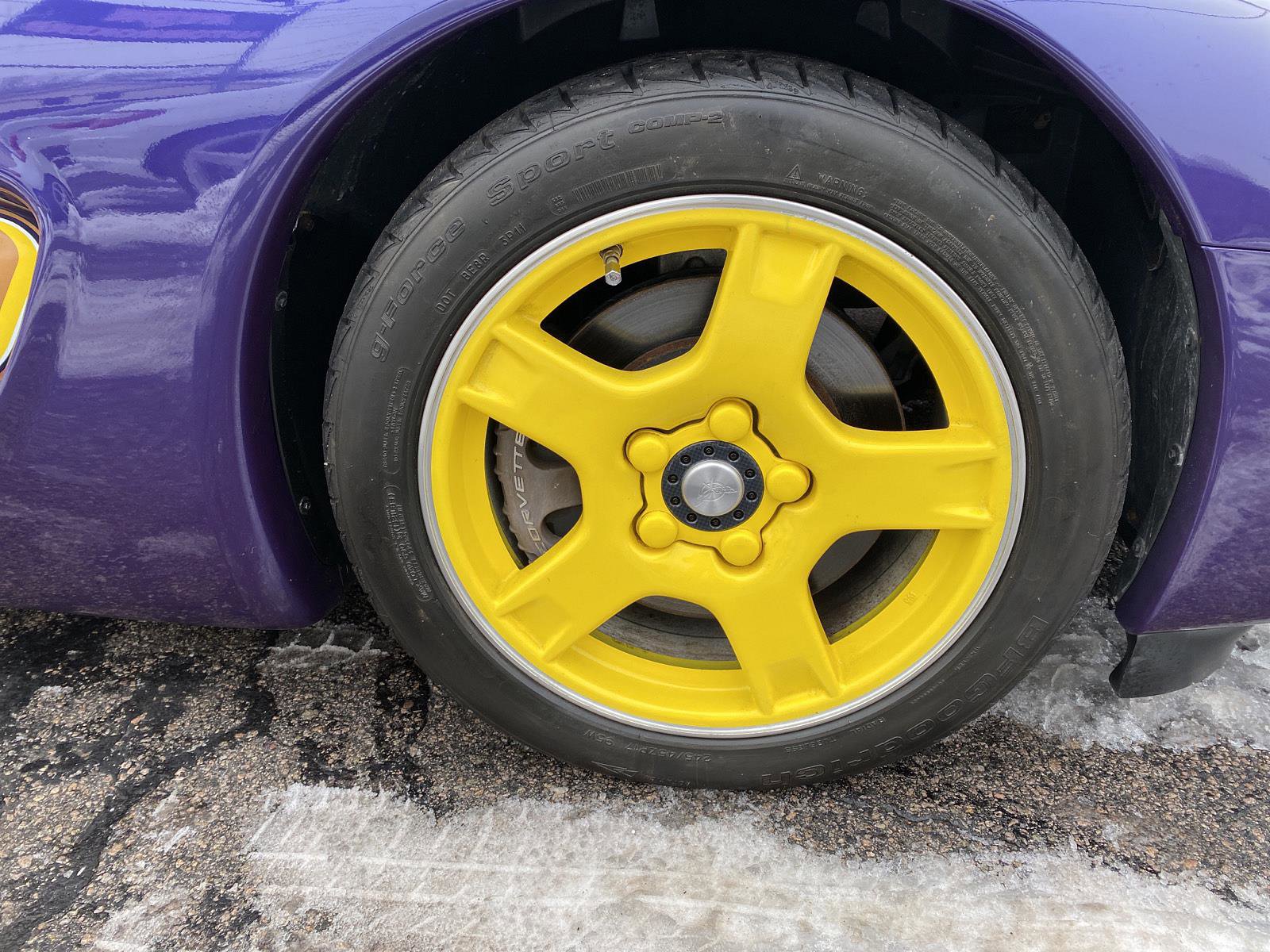 Used 1998 Chevrolet Corvette Convertible w/ Memory Pkg image 31