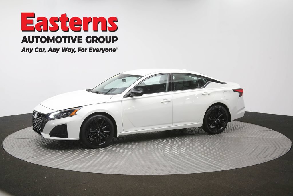 Used 2023 Nissan Altima 2.5 SR FWD image 57