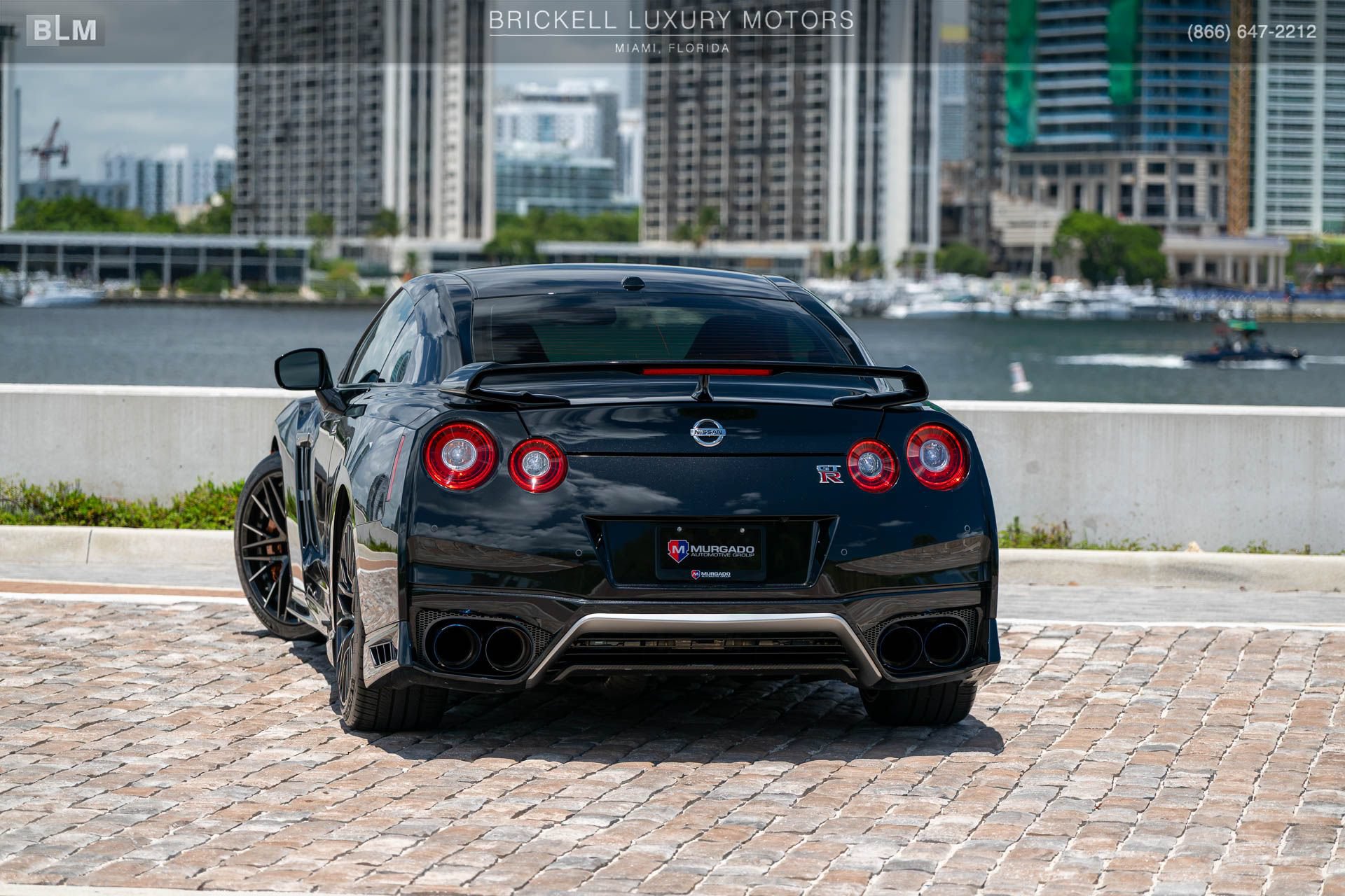 Used 2020 Nissan GT-R Premium w/ Premium Interior Package AWD/4WD image 3