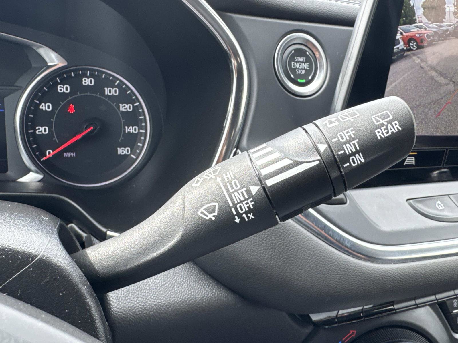 Used 2025 Chevrolet Blazer LT AWD/4WD image 29