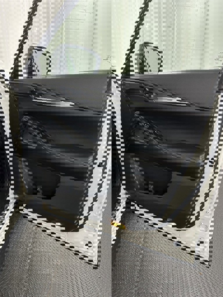 Used 2023 INFINITI QX60 Luxe image 40