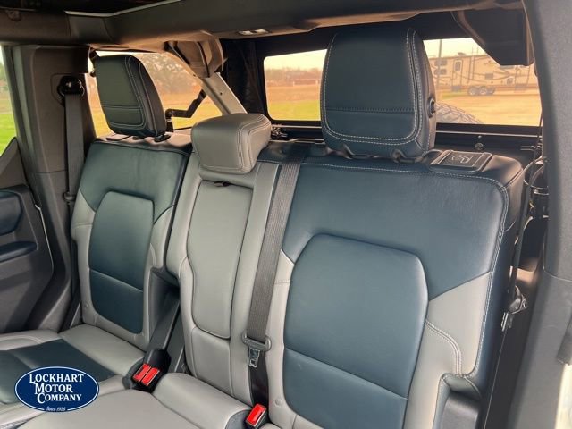 Used 2021 Ford Bronco Outer Banks w/ Sasquatch Package image 14