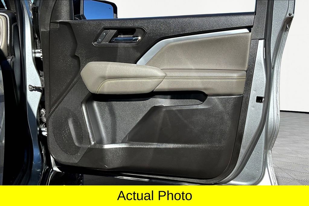Used 2023 Chevrolet Colorado ZR2 w/ ZR2 Convenience Package III image 19