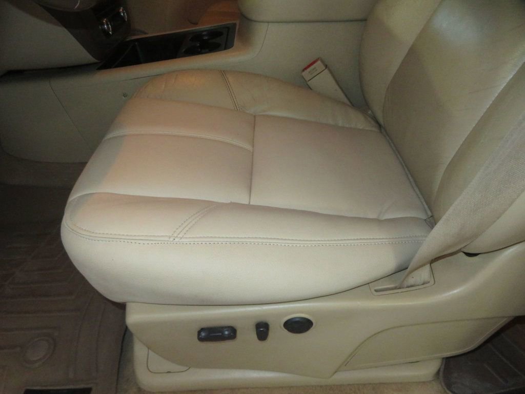 Used 2008 GMC Sierra 2500 SLT w/ EZ-Lift Tailgate Package RWD image 22