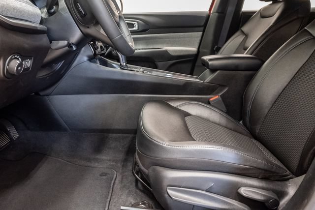 Certified 2025 Jeep Compass Latitude AWD/4WD image 11