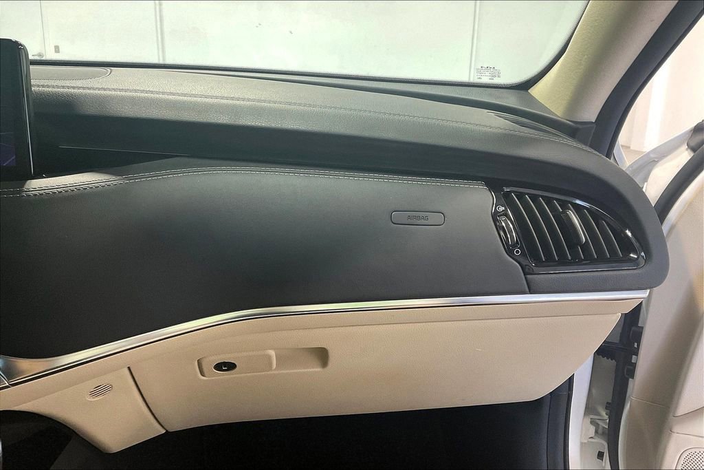 Used 2023 Kia Stinger GT2 image 19