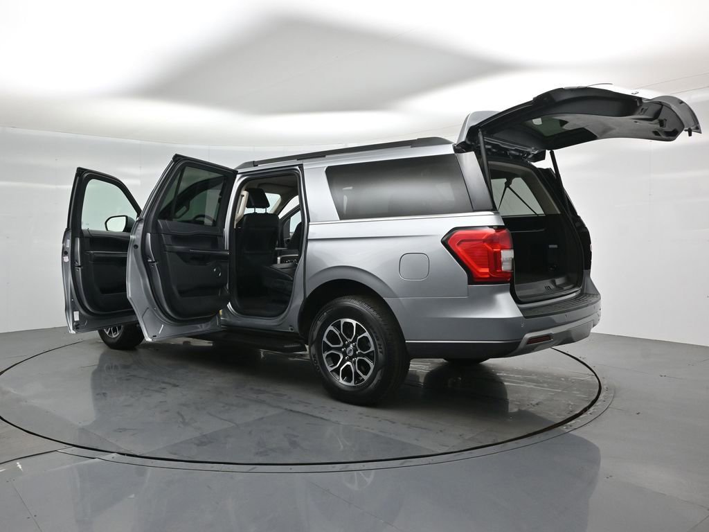 Certified 2024 Ford Expedition Max XLT image 39