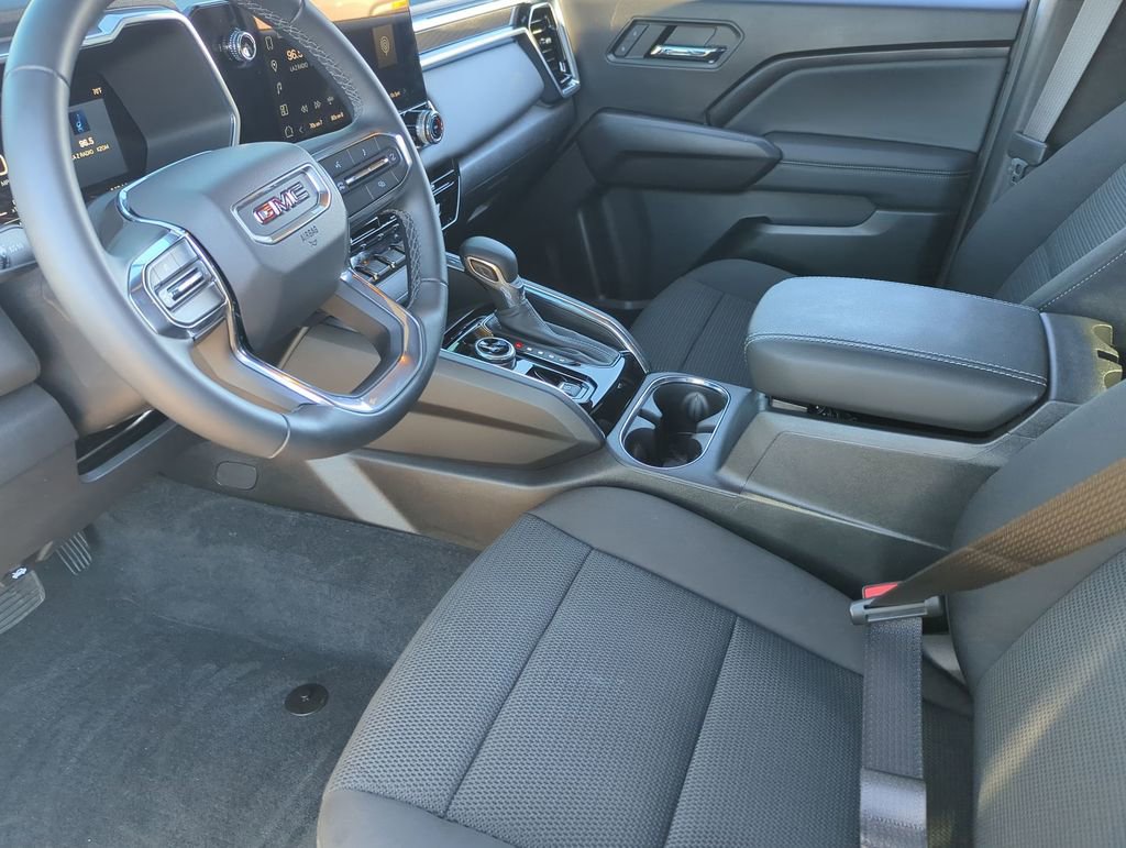 Used 2024 GMC Canyon Elevation image 10