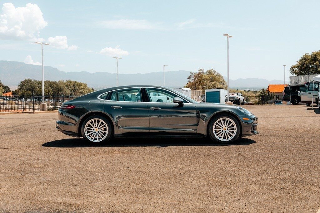 Used 2017 Porsche Panamera 4S AWD/4WD image 8