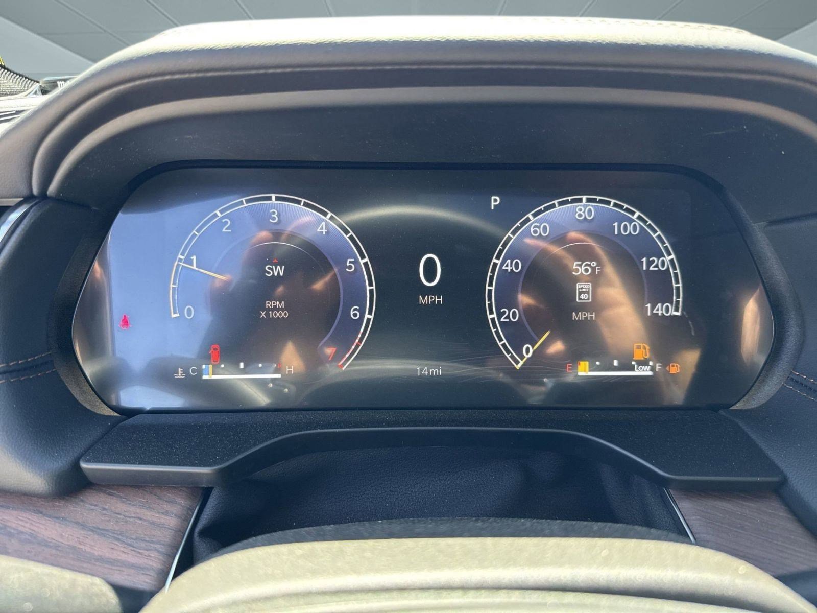 New 2025 Jeep Grand Cherokee Summit w/ Luxury Tech Group V image 16