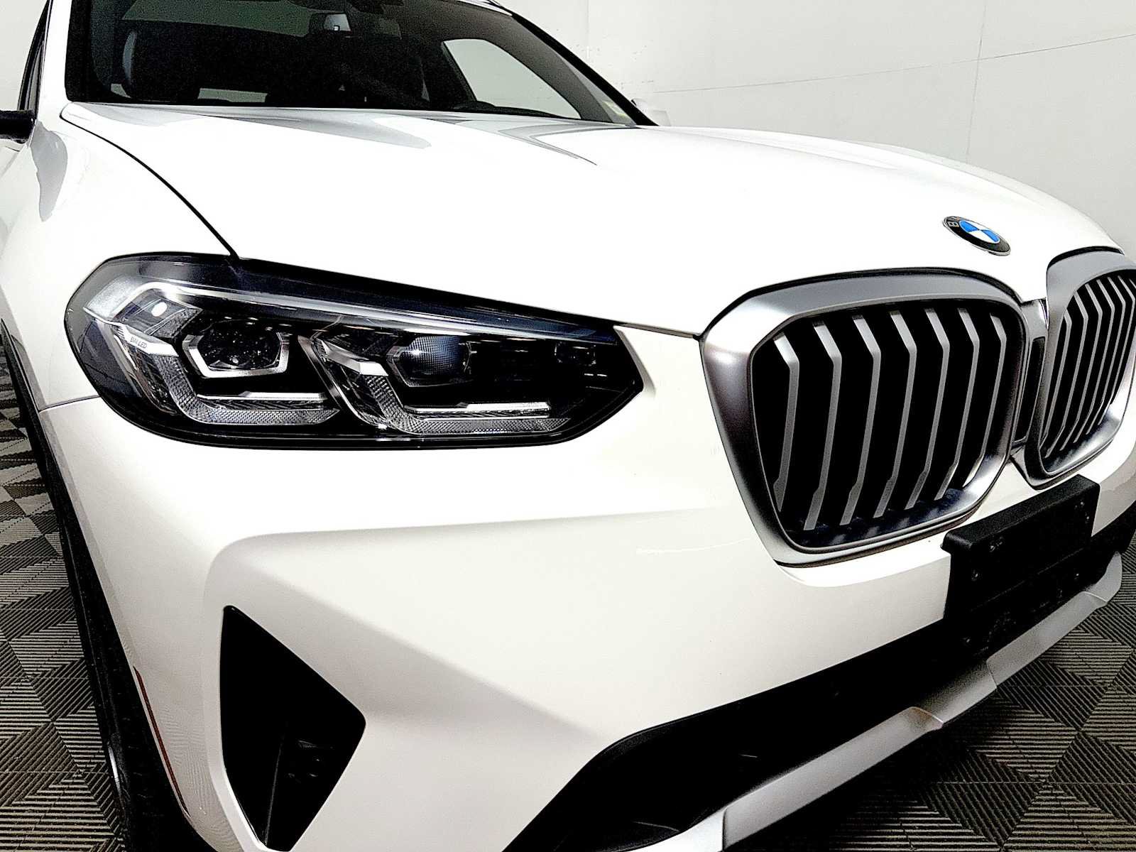 Used 2023 BMW X3 xDrive30i w/ Premium Package AWD/4WD image 25