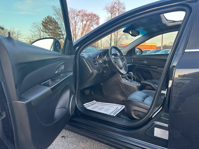 Used 2014 Chevrolet Cruze LTZ w/ Sun, Sound and Sport Package FWD image 11