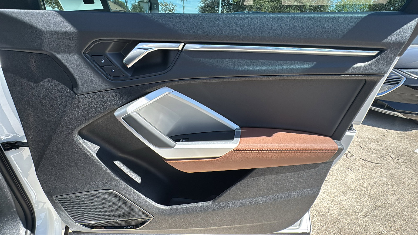 Used 2025 Audi Q3 2.0T Premium Plus w/ Premium Plus Package image 30