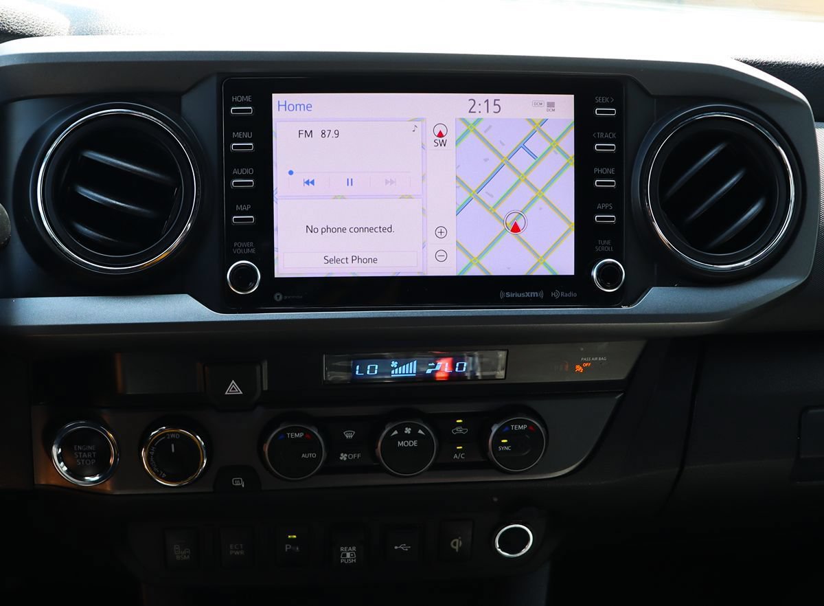Used 2021 Toyota Tacoma TRD Off-Road w/ Technology Package AWD/4WD image 45
