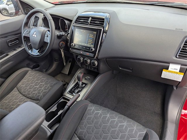 New 2025 Mitsubishi Outlander Sport LE image 8