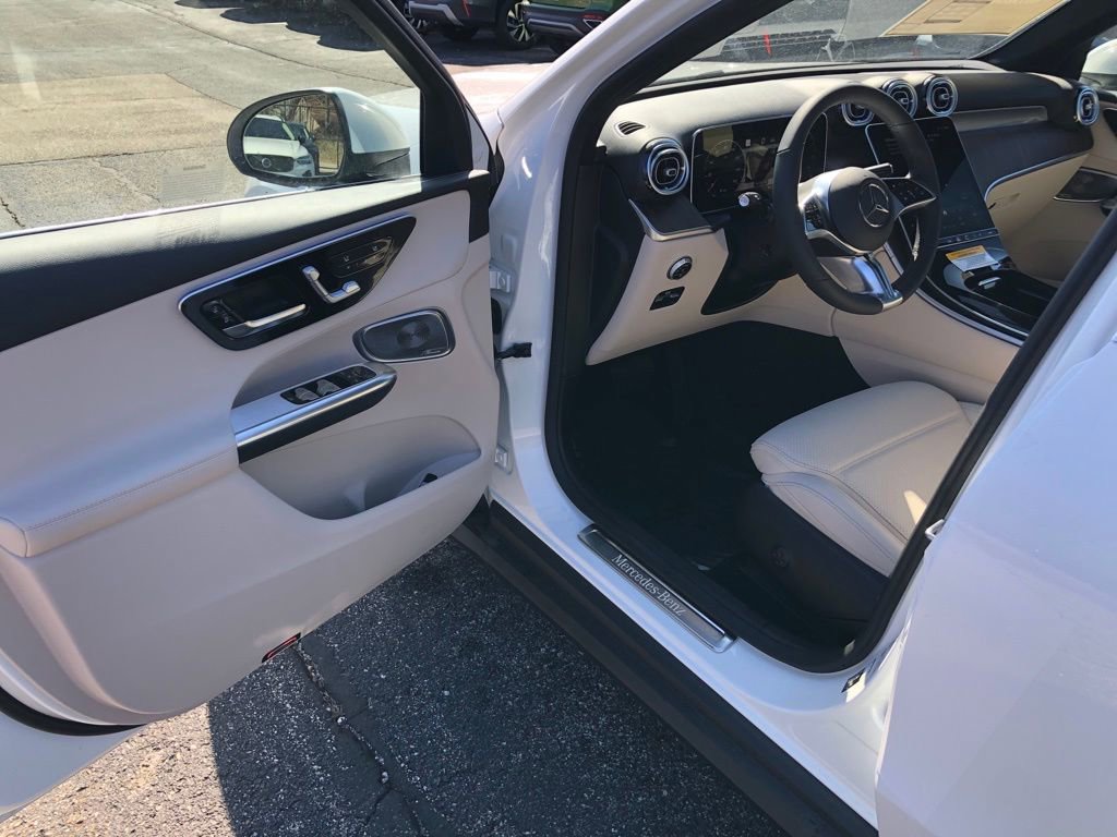New 2026 Mercedes-Benz GLC 300 4MATIC image 10