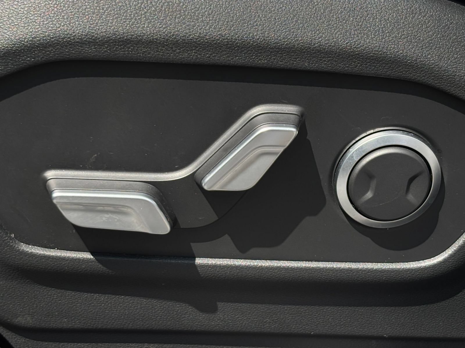 Used 2026 Hyundai Santa Fe SEL FWD image 22