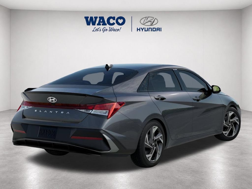 Used 2025 Hyundai Elantra Sport FWD image 6