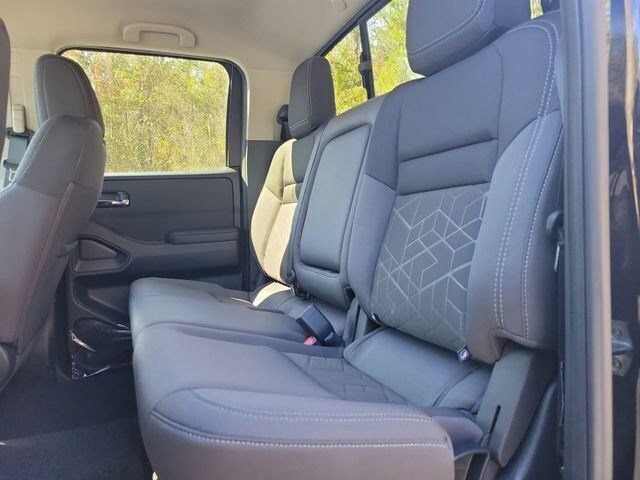 New 2026 Nissan Frontier SV w/ SV Convenience Package RWD image 8
