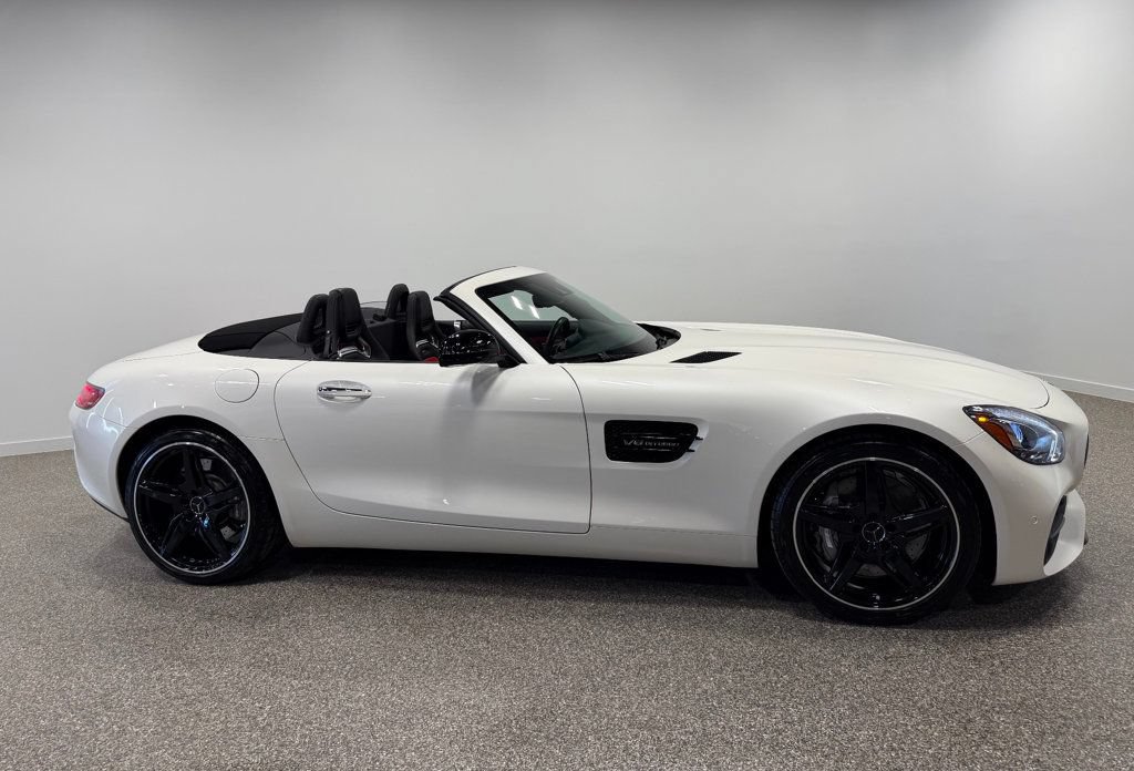 Used 2018 Mercedes-Benz AMG GT Roadster image 36