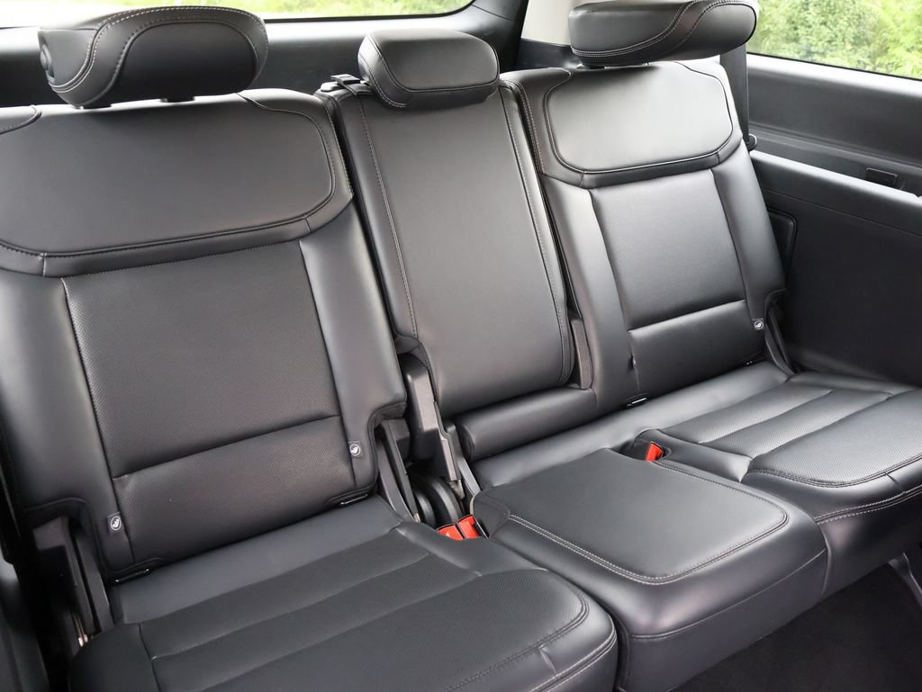 Used 2025 Ford Expedition Max Platinum AWD/4WD image 14