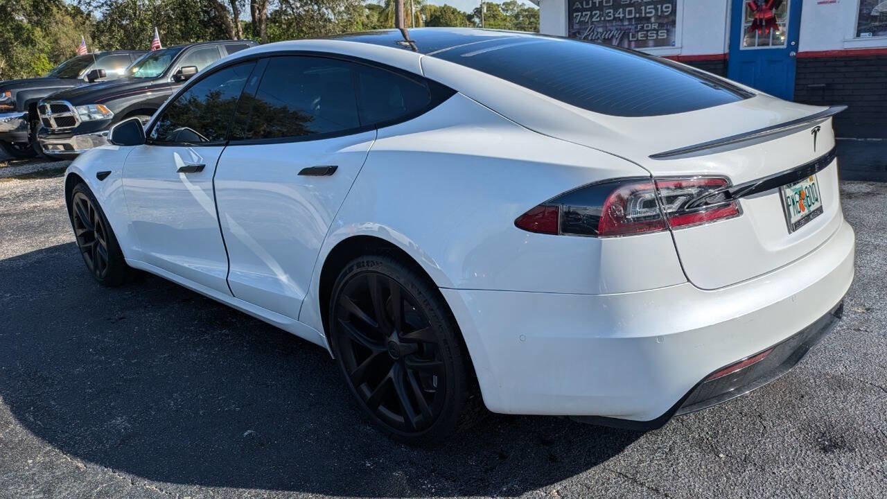 Used 2021 Tesla Model S Plaid image 3