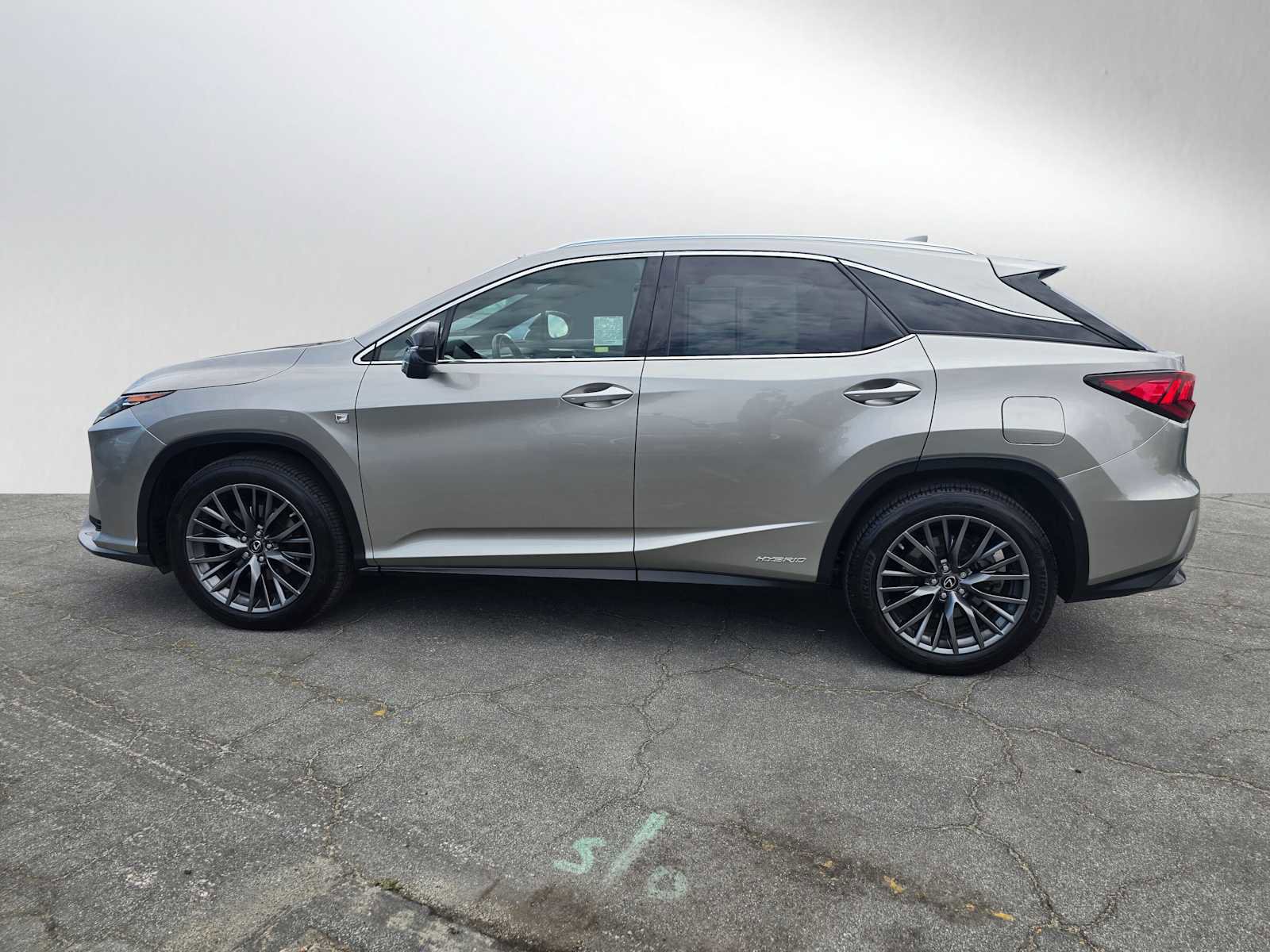Used 2017 Lexus RX 450h F Sport image 6